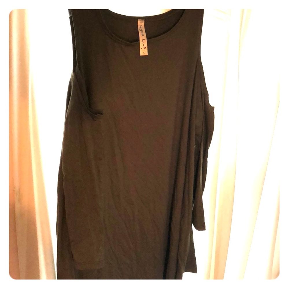 Cold shoulder green shirt